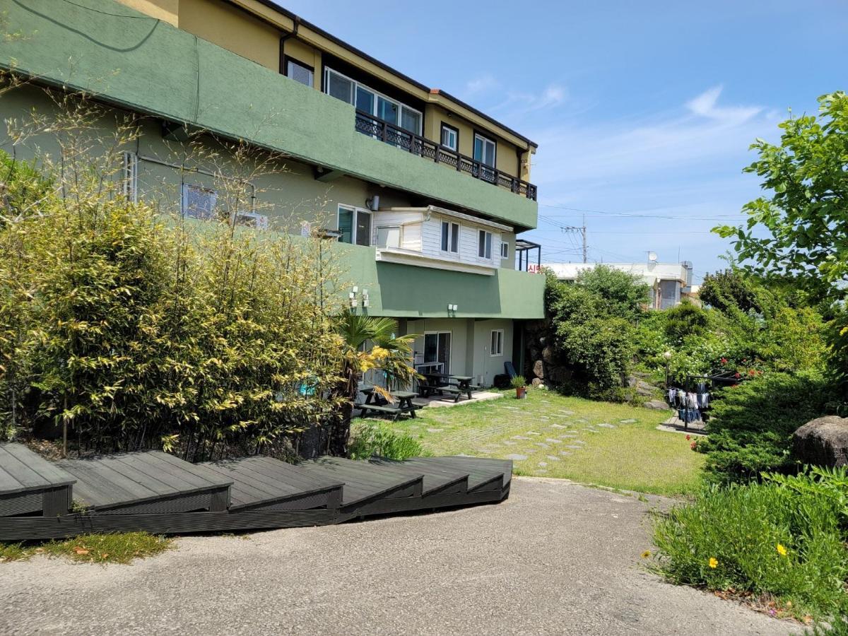Jeju Oreum Pension Exterior foto